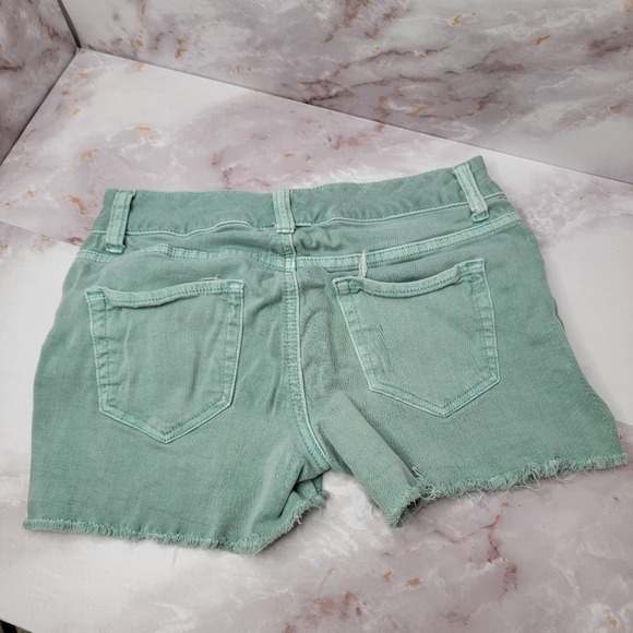 Maurice’s Teal Raw Hem Denim Shorts Size 1/2 - Picture 4 of 9